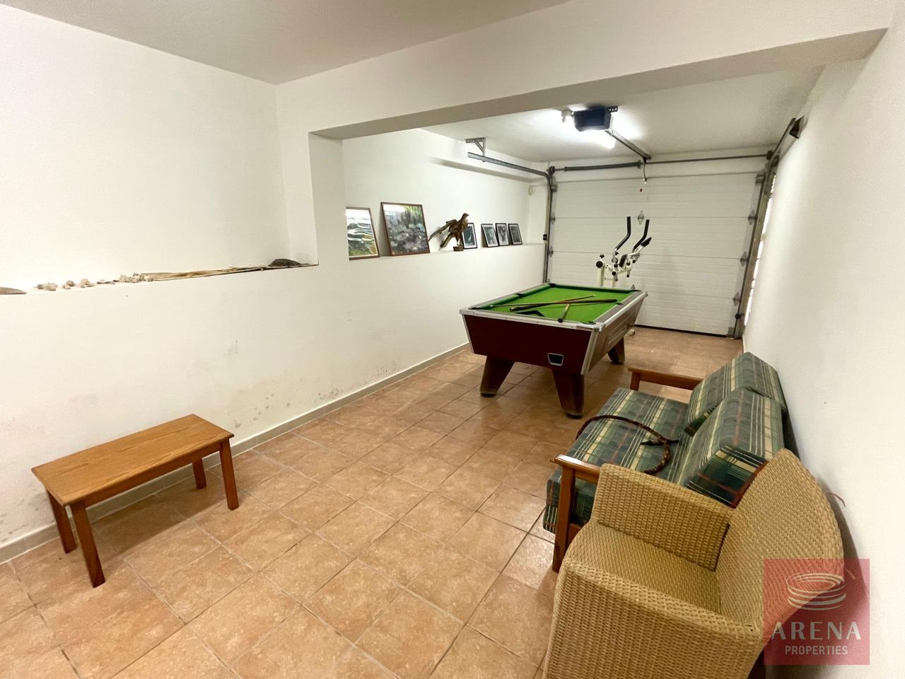 1-4-BED-VILLA-FOR-SALE-IN-AGIA-THEKLA-9489-25