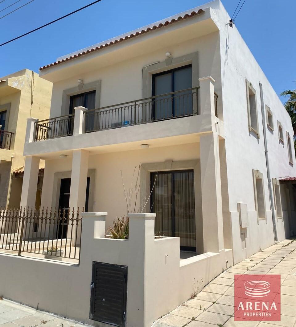 1-4-BED-VILLA-FOR-SALE-IN-ARADIPPOU-8321-1