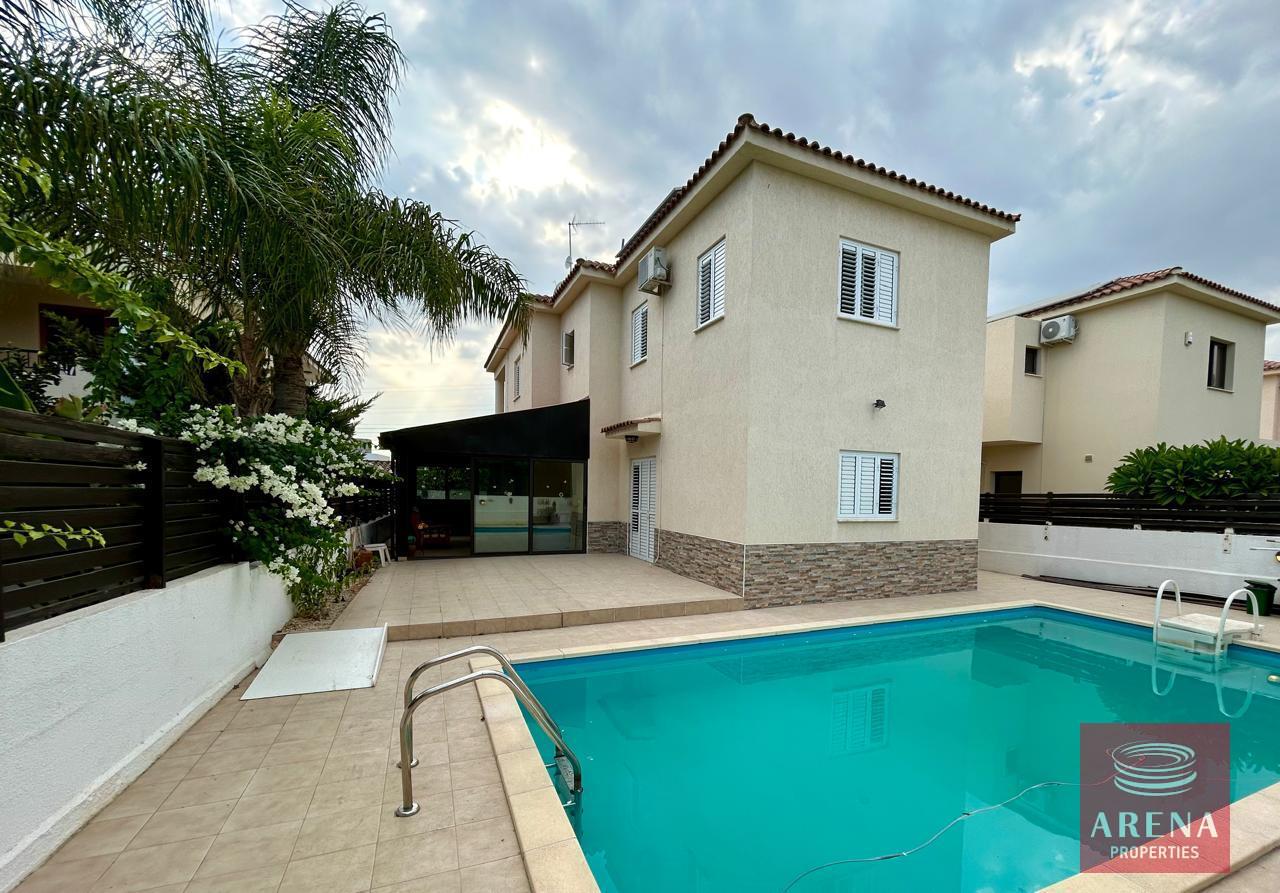 1-4-BED-VILLA-IN-ARADIPPOU-8641