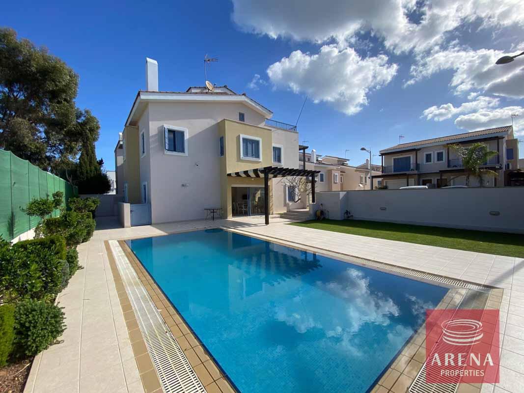 1-4-BED-VILLA-IN-AYIA-TRIADA-5779-2