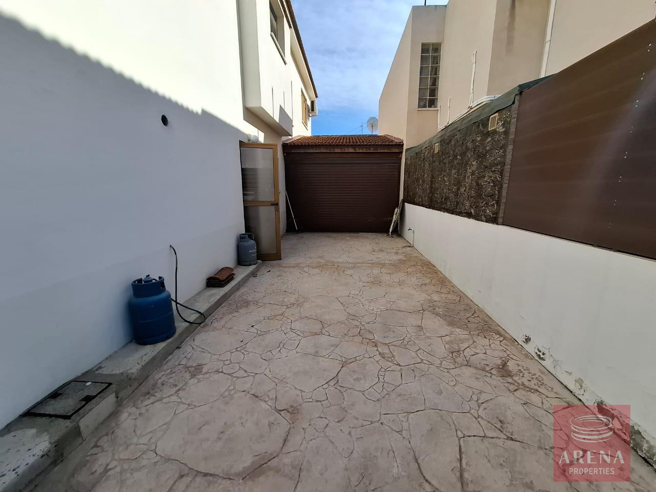 1-4-BED-VILLA-IN-OROKLINI-9515-15