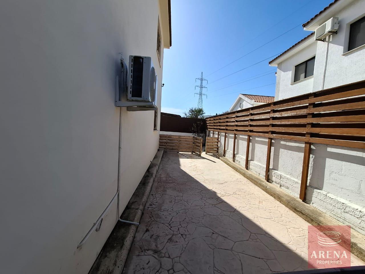 1-4-BED-VILLA-IN-OROKLINI-9515-16