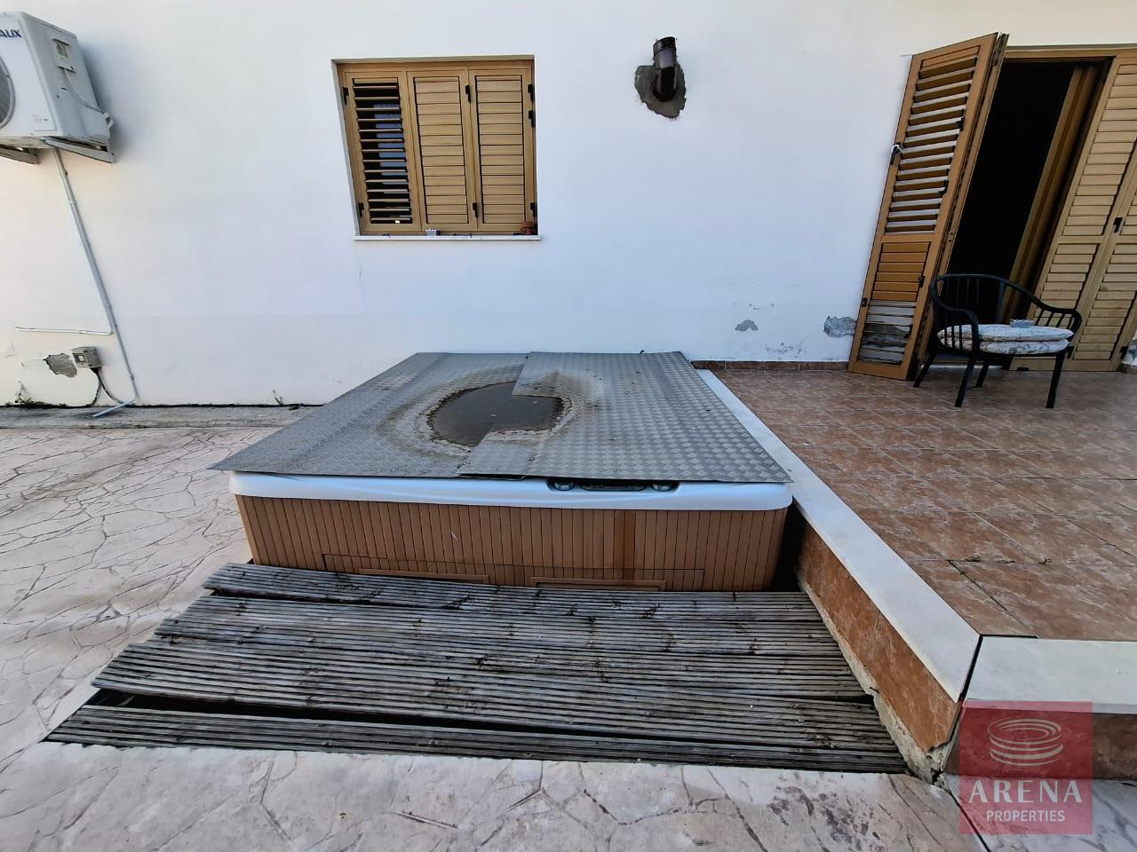 1-4-BED-VILLA-IN-OROKLINI-9515-17