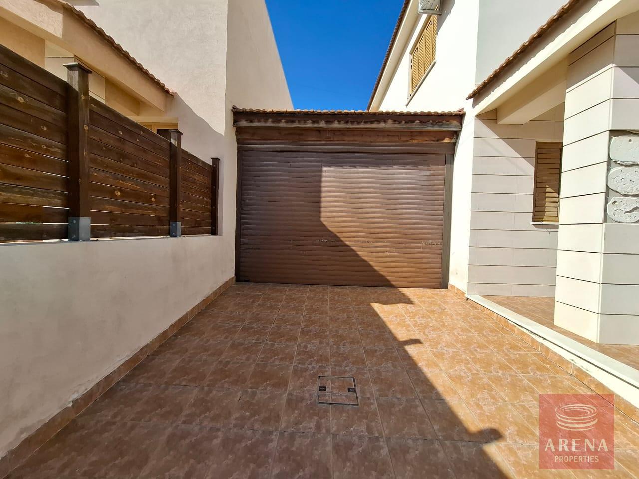 1-4-BED-VILLA-IN-OROKLINI-9515-21