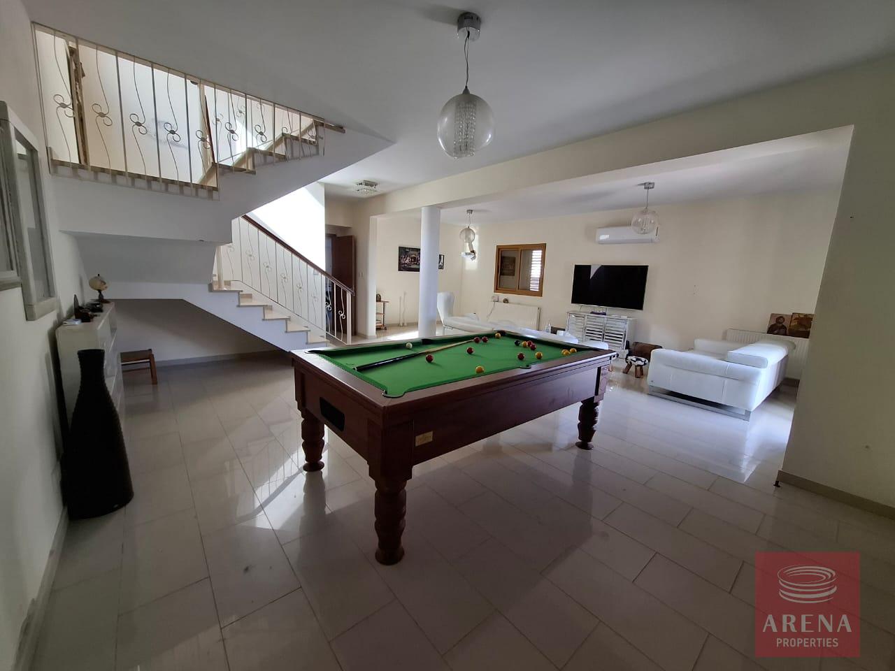 1-4-BED-VILLA-IN-OROKLINI-9515-26