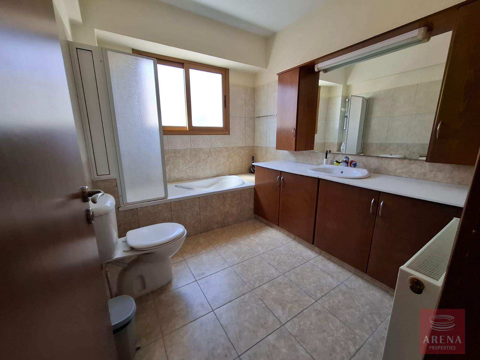 1-4-BED-VILLA-IN-OROKLINI-9515-3