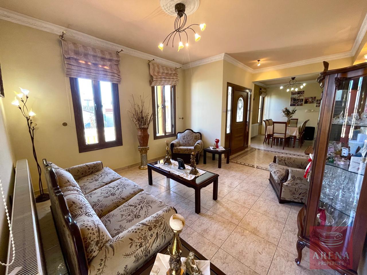 1-4-BED-VILLA-IN-VRYSOULLES-9850-13-1