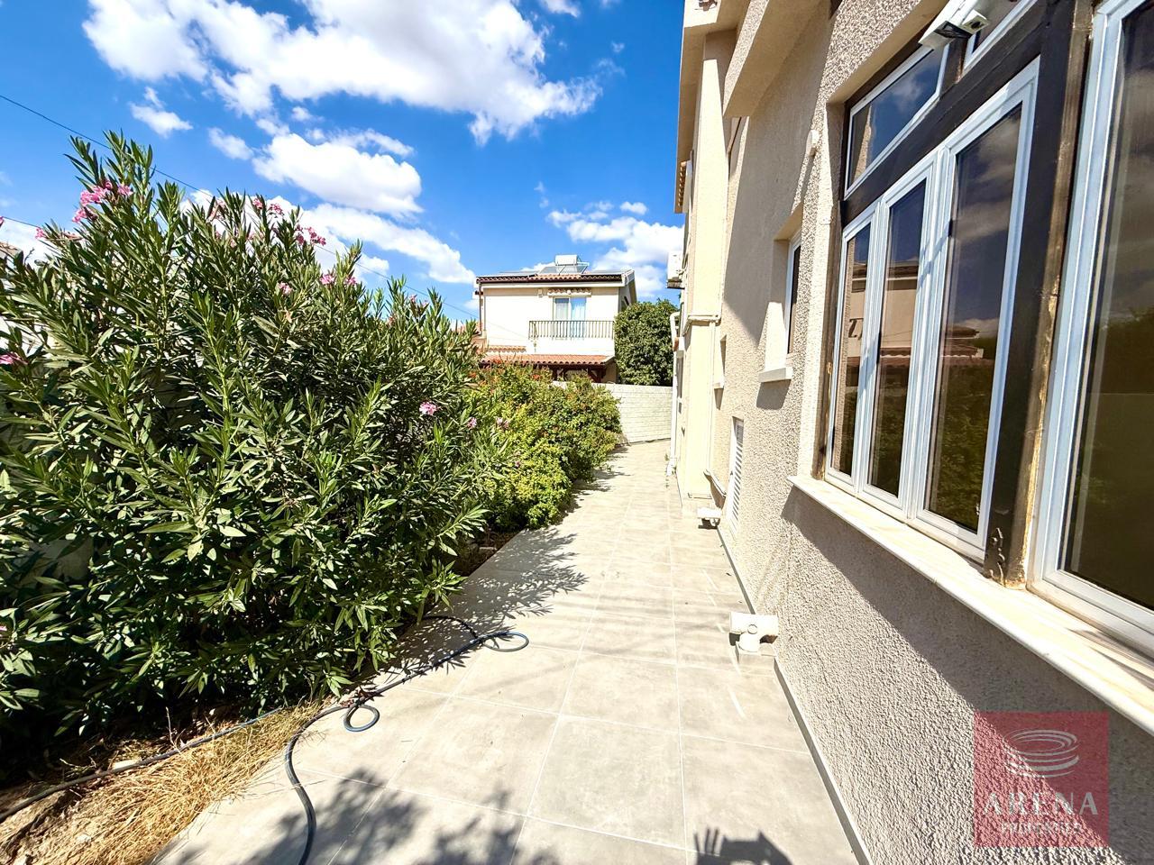 1-4-BED-VILLA-OROKLINI-10224-23-10