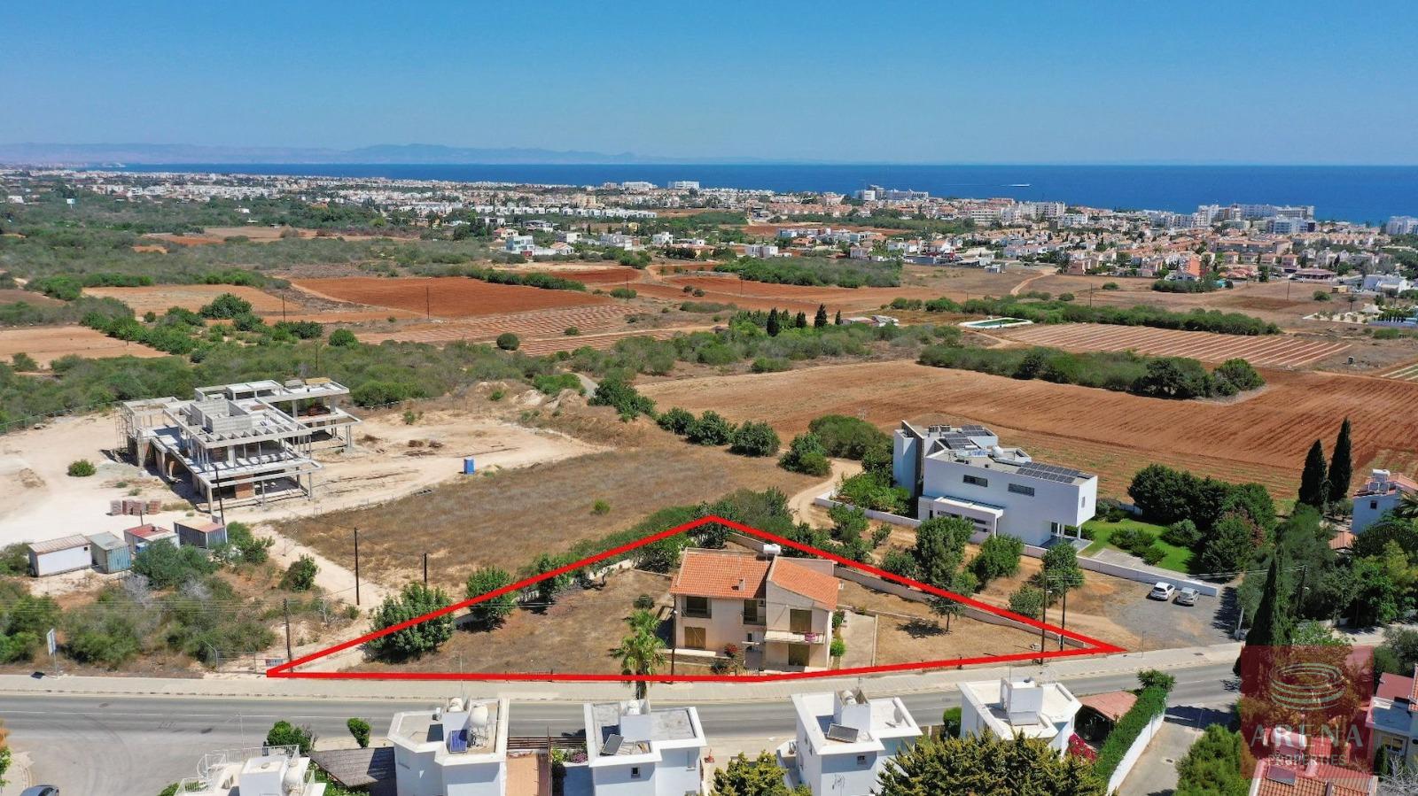 1-4-BED-VILLA-PROTARAS-9637-11