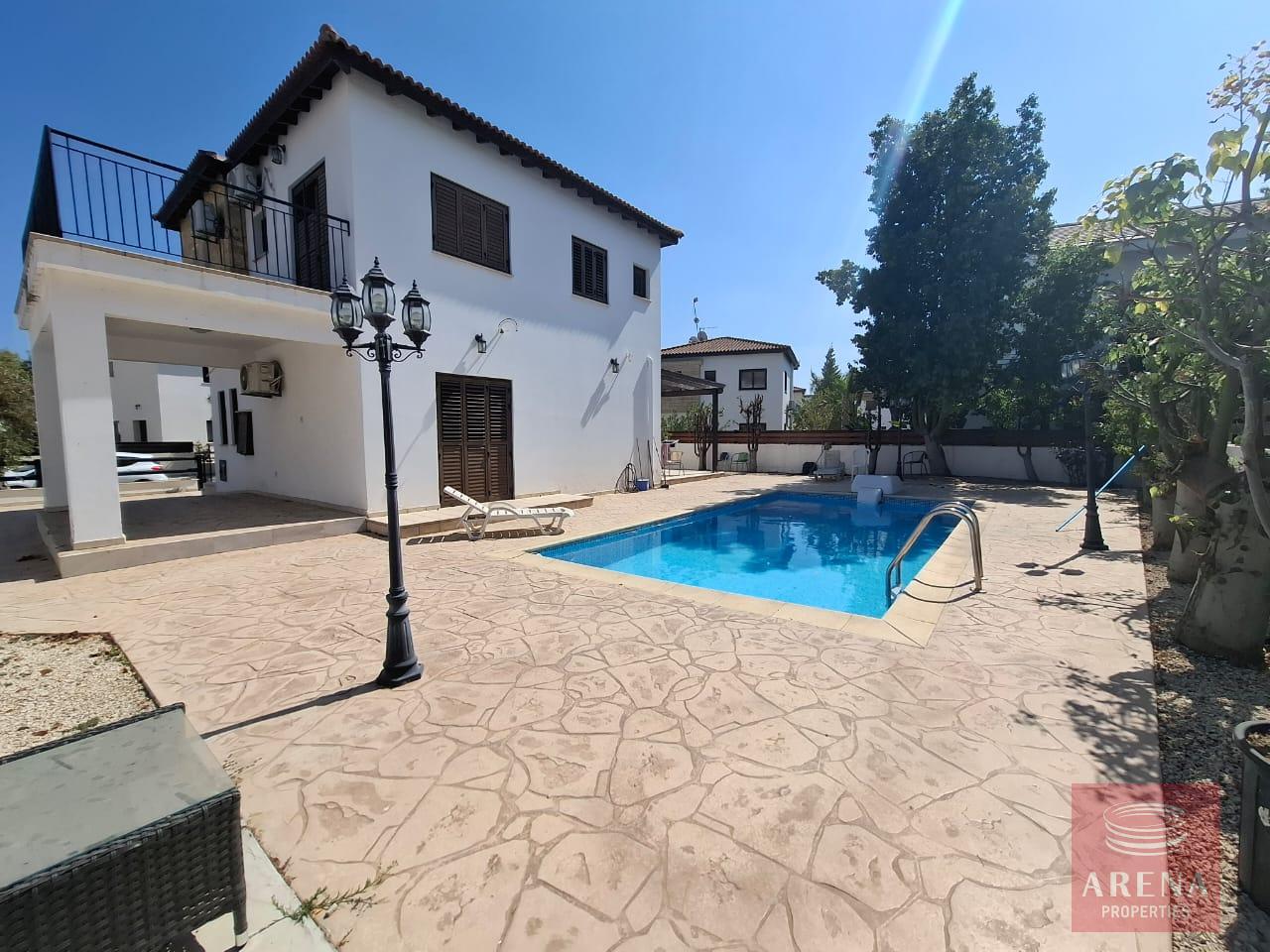 1-4-BED-VILLA-RENT-DEKELIA-10097-1-2