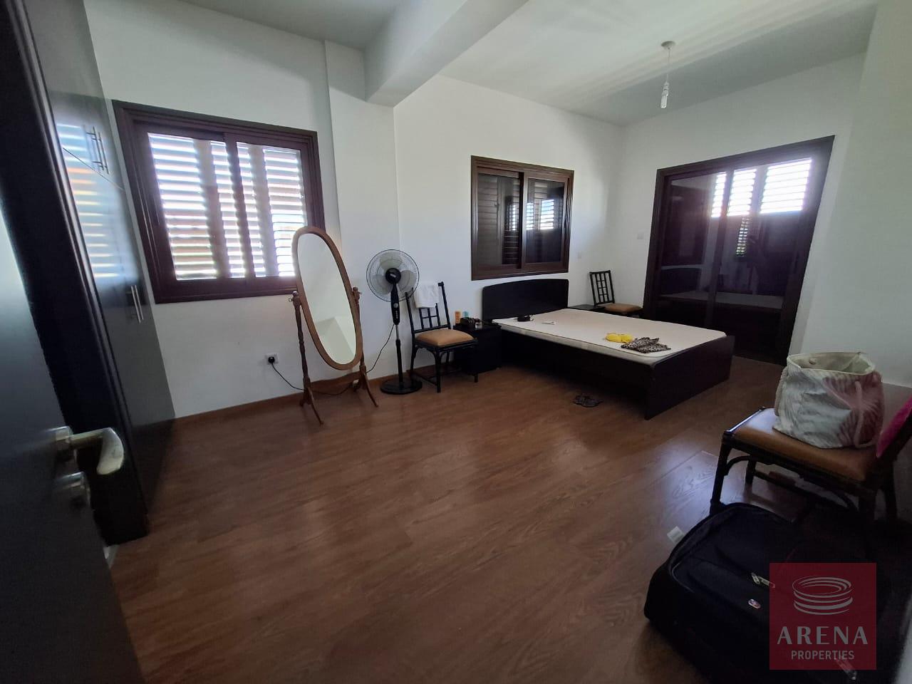 1-4-BED-VILLA-RENT-DEKELIA-10097-17-2