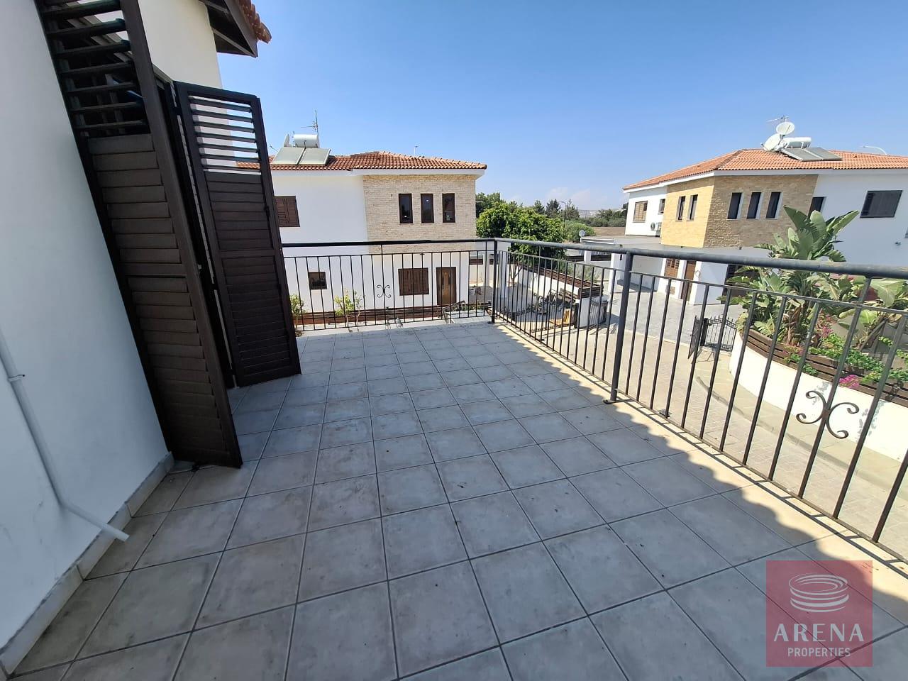 1-4-BED-VILLA-RENT-DEKELIA-10097-25-2