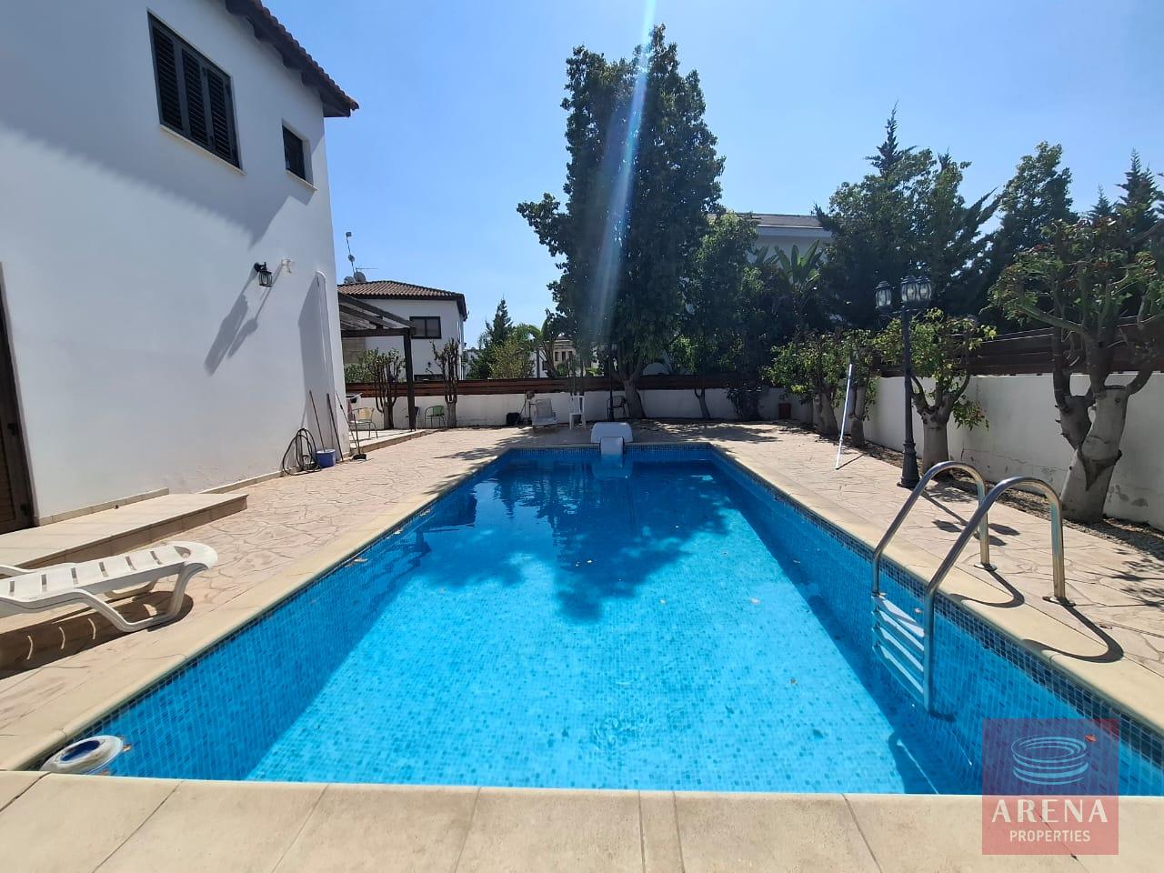 1-4-BED-VILLA-RENT-DEKELIA-10097-31-2