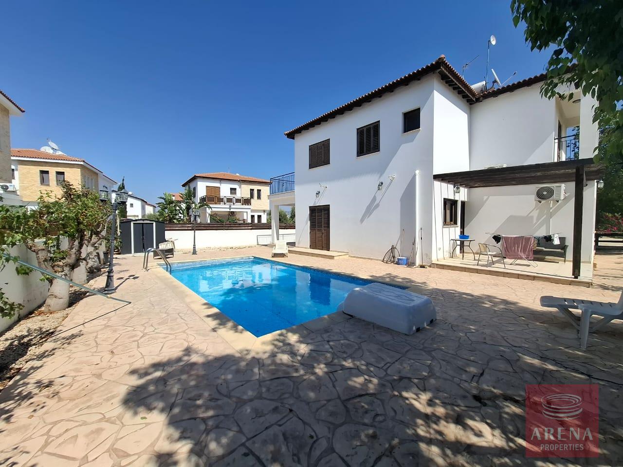 1-4-BED-VILLA-RENT-DEKELIA-10097-32-2