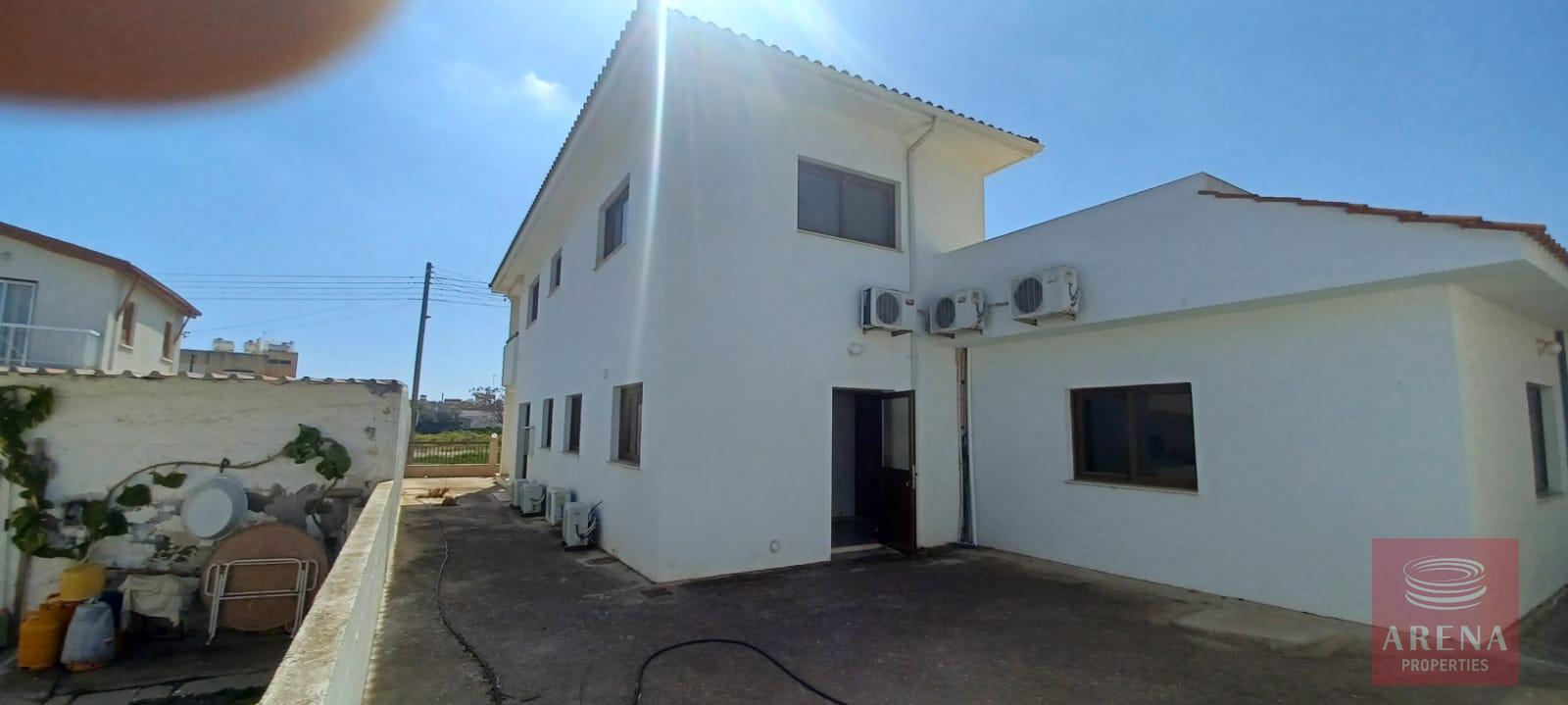 1-4-BED-VILLA-XYLOFAGOU-9435-30