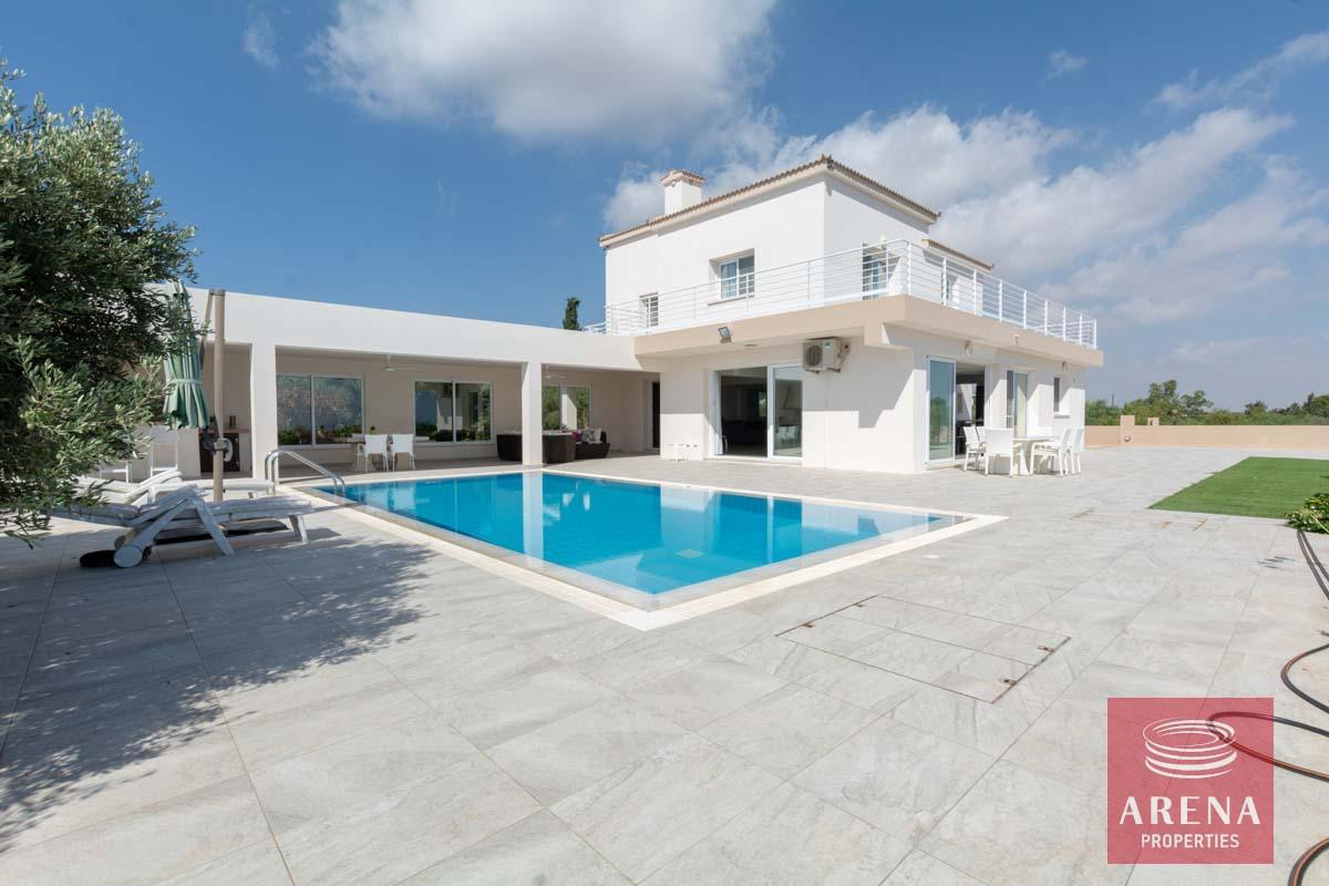 1-4-Bed-villa-in-Protaras-6036-1