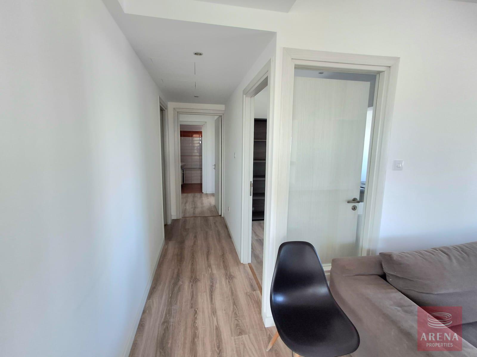 1-4-bed-apt-for-rent-9433-9