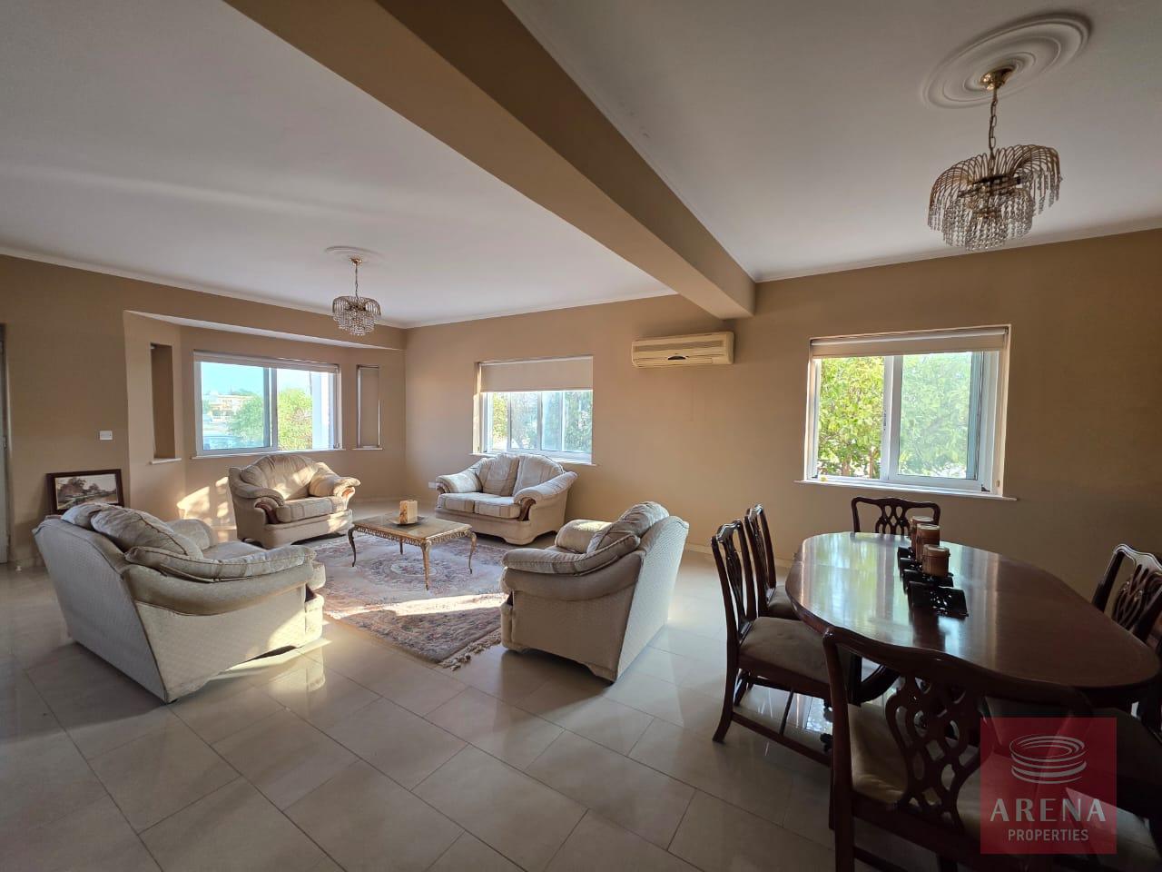 1-4-bed-villa-kiti-10153-15