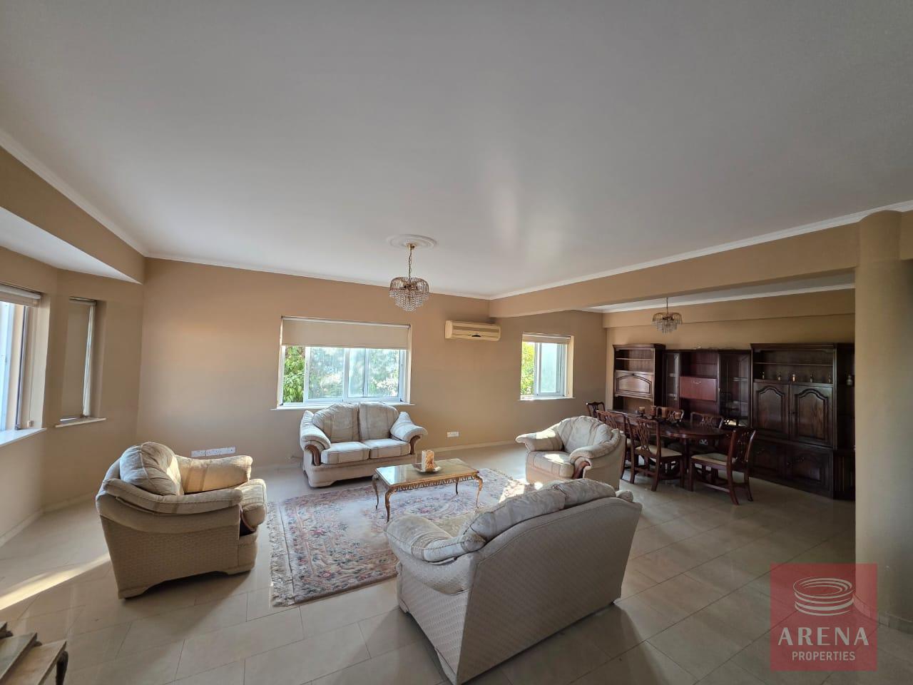 1-4-bed-villa-kiti-10153-18-1