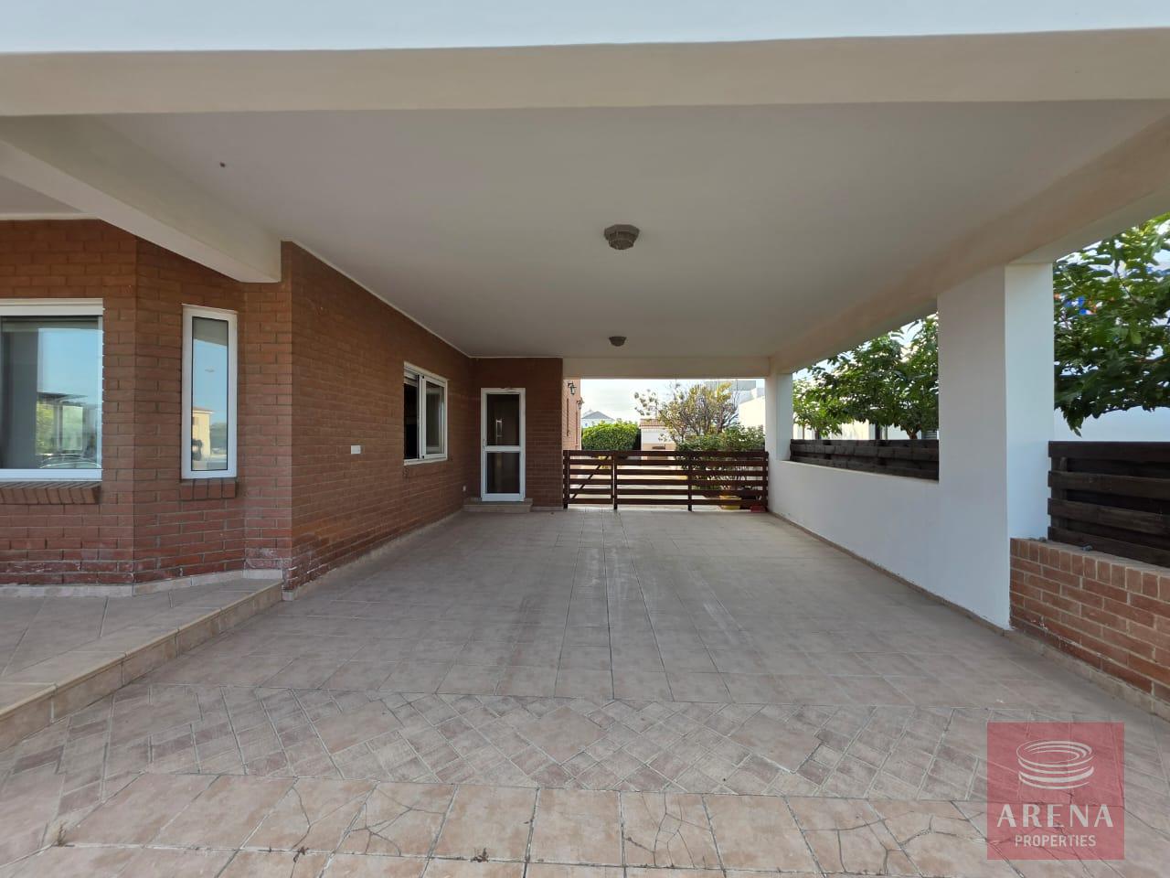 1-4-bed-villa-kiti-10153-2