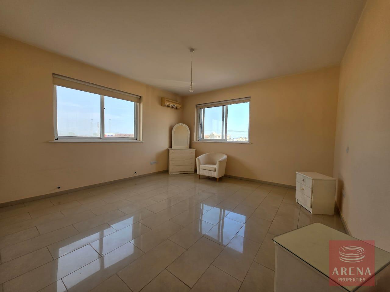 1-4-bed-villa-kiti-10153-33-1