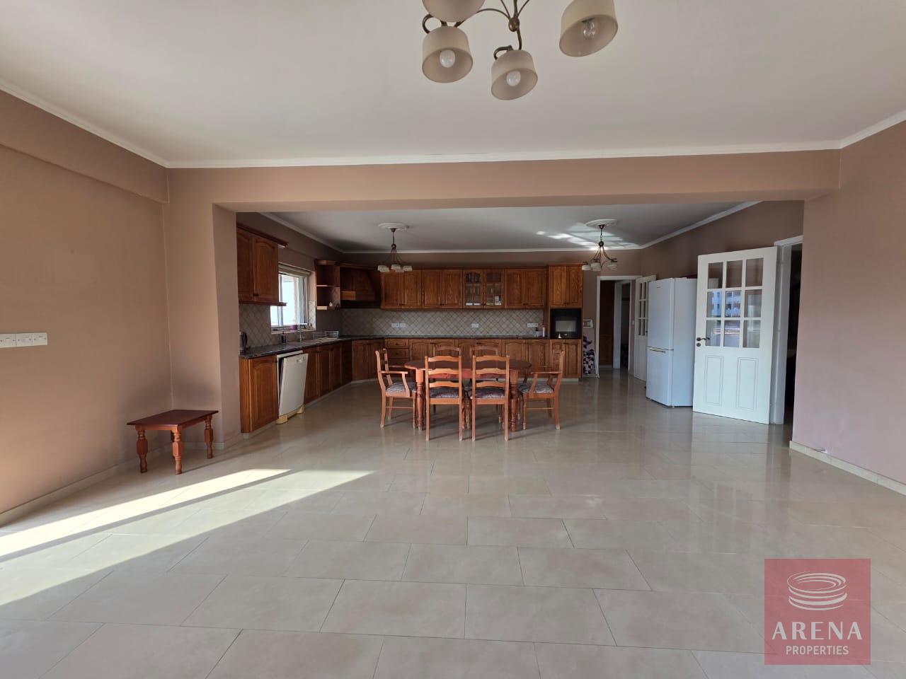 1-4-bed-villa-kiti-10153-37-1