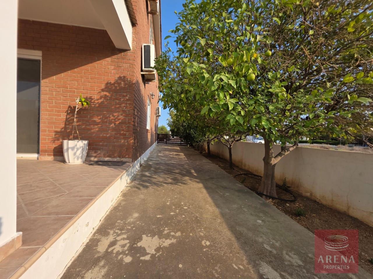 1-4-bed-villa-kiti-10153-7