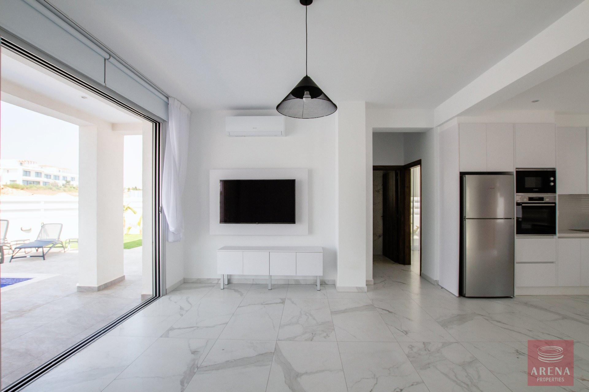 1-4-bed-villa-protaras-9429-12