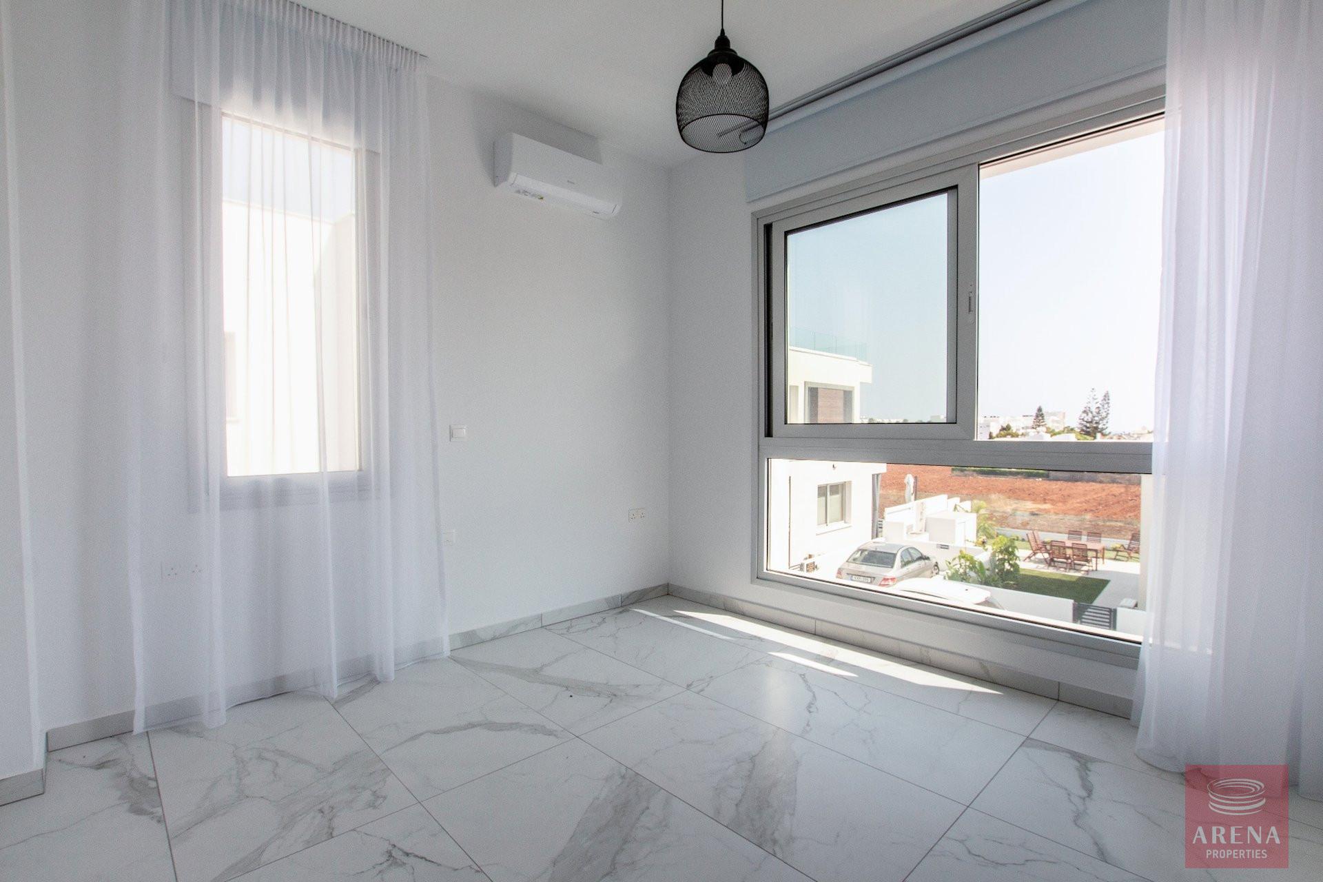 1-4-bed-villa-protaras-9429-20