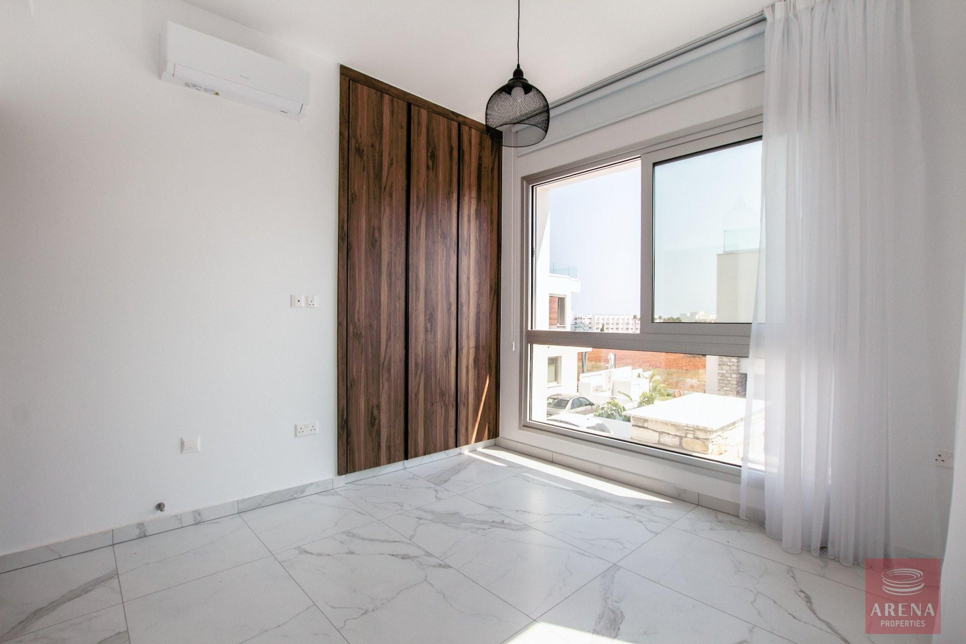 1-4-bed-villa-protaras-9429-23