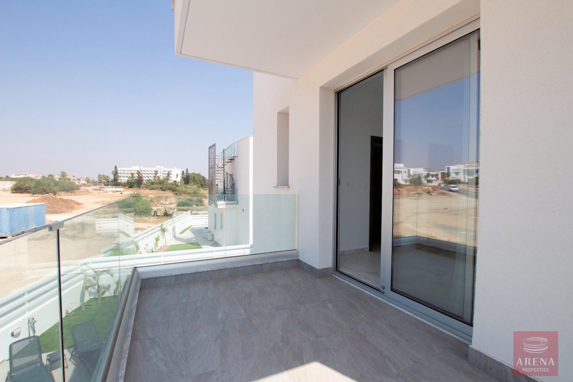 1-4-bed-villa-protaras-9429-31