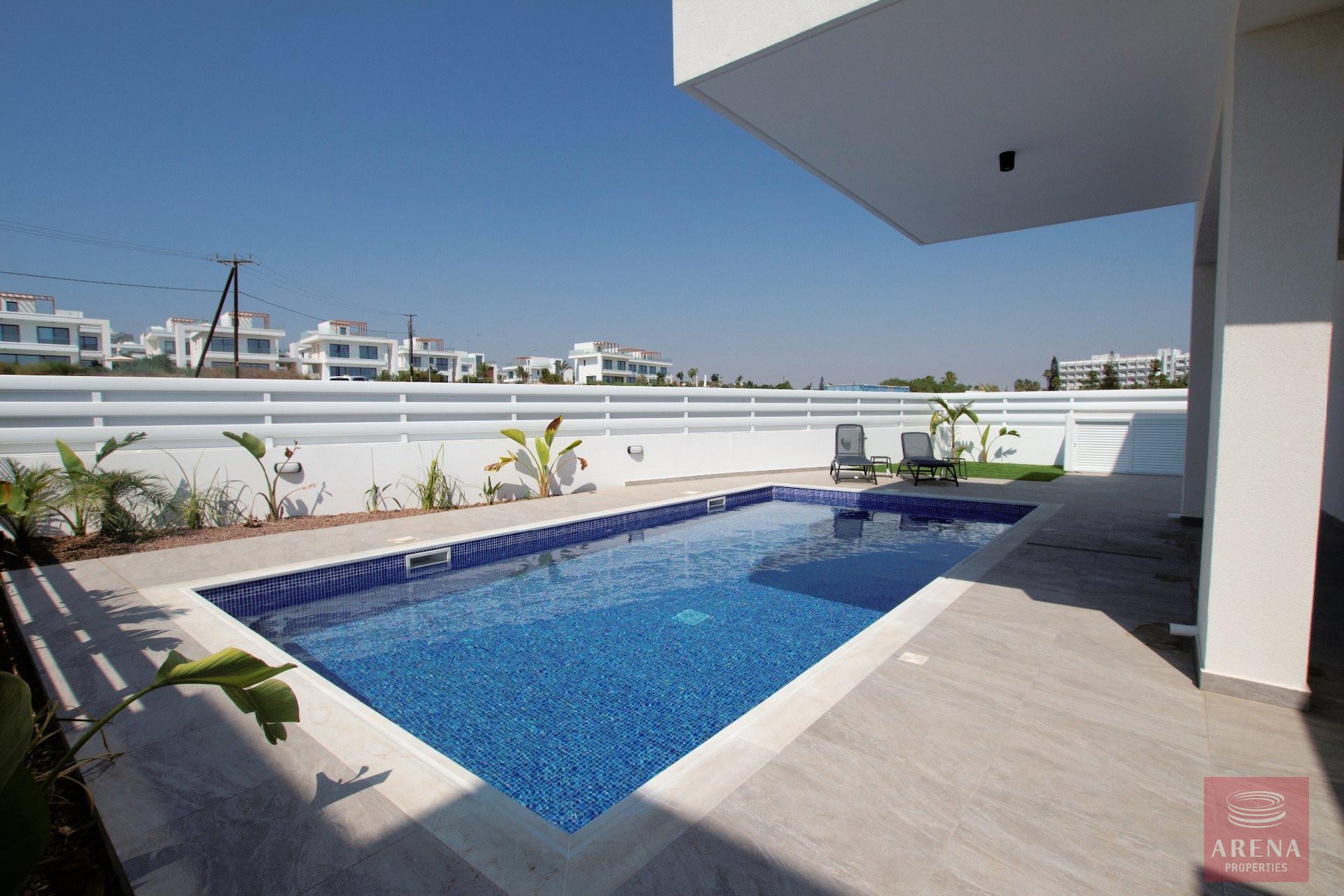 1-4-bed-villa-protaras-9429-8