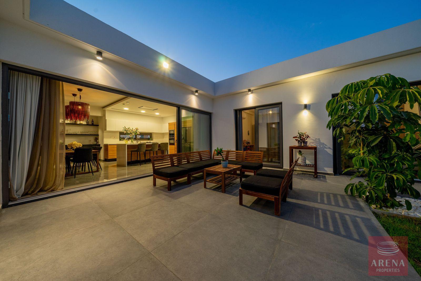 1-5-BED-BUNGALOW-9466-1