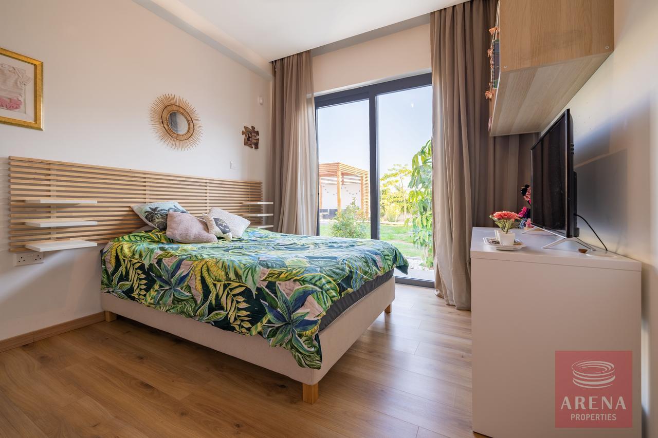 1-5-BED-BUNGALOW-9466-9