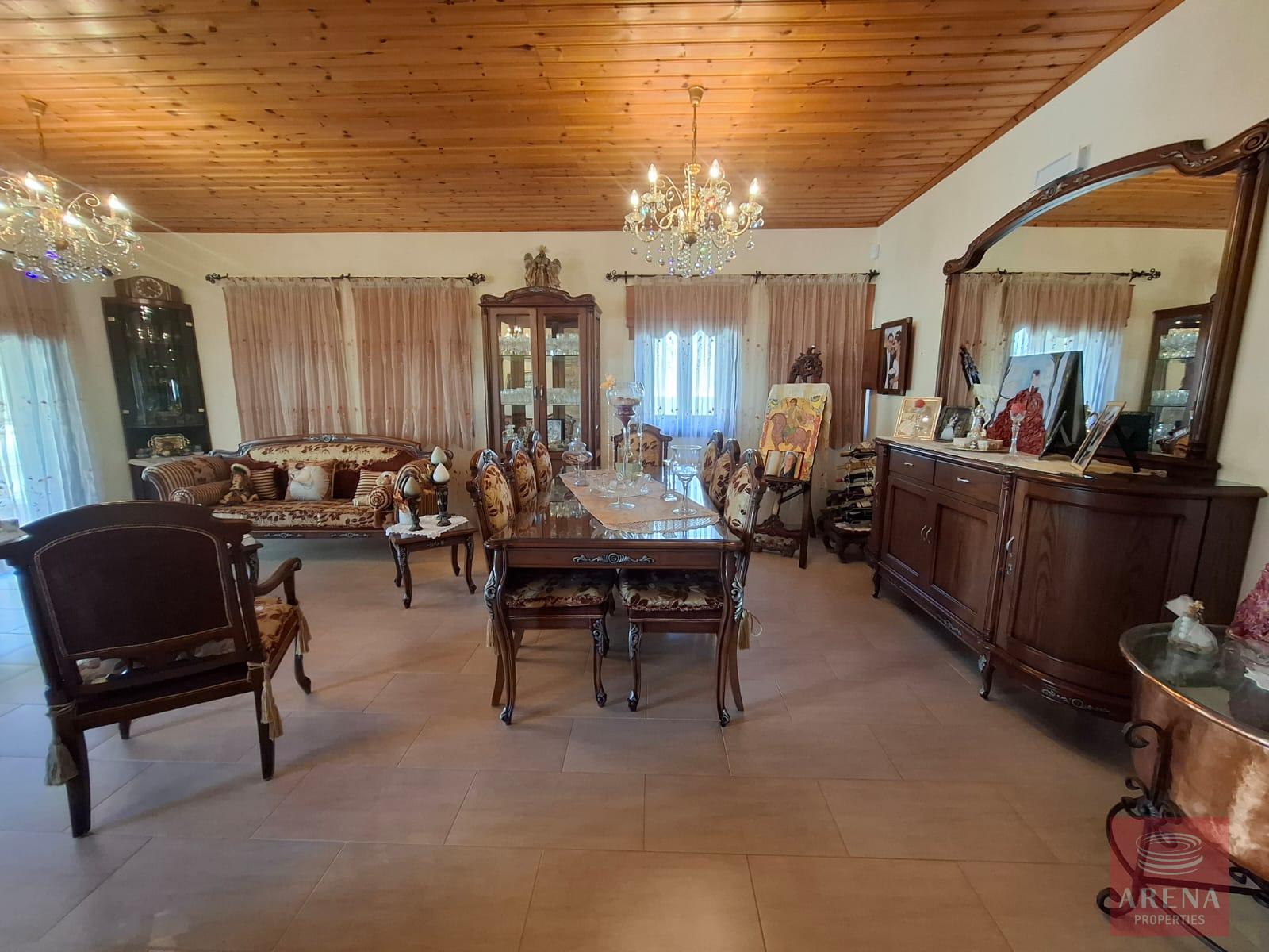 1-5-BED-VILLA-ALETHRIKO-10364-10-3