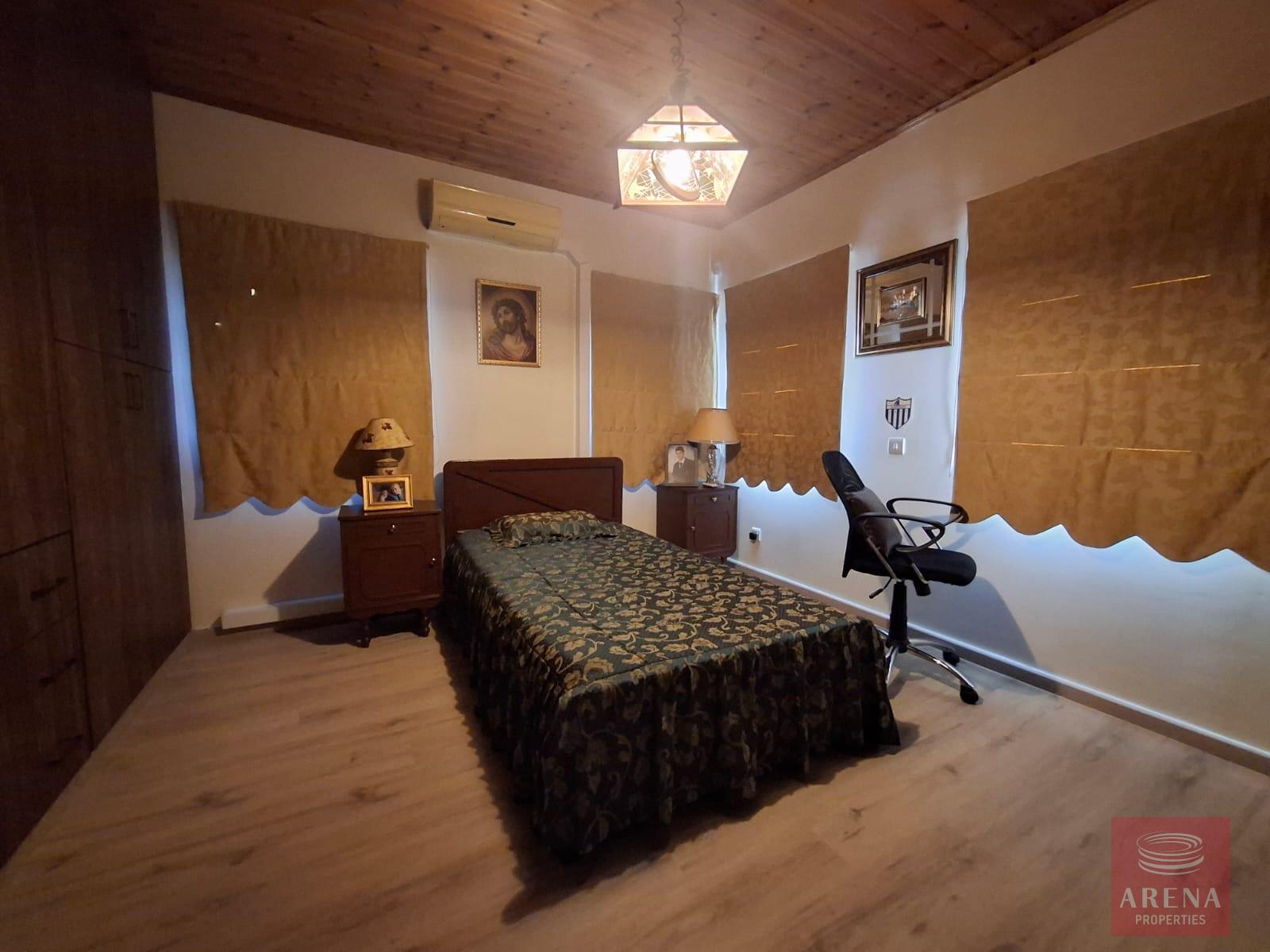 1-5-BED-VILLA-ALETHRIKO-10364-21-3