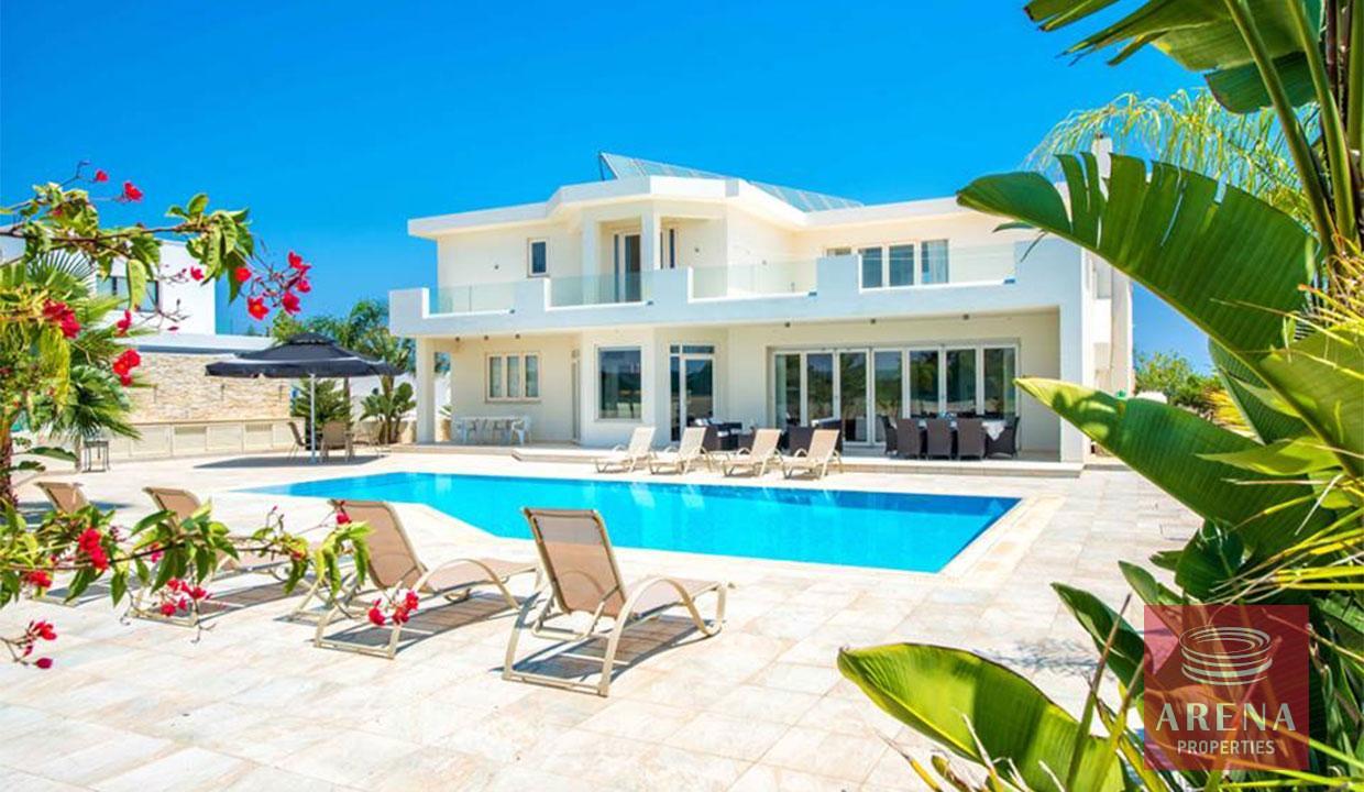 1-5-BED-VILLA-IN-PROTARAS-FOR-SALE-6485