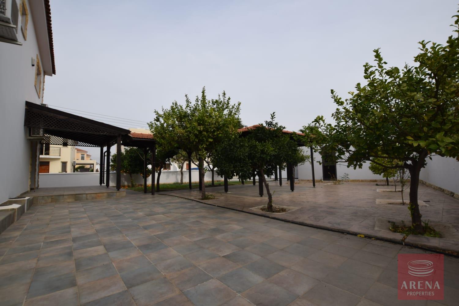 1-5-BED-VILLA-OROKLINI-9358-1