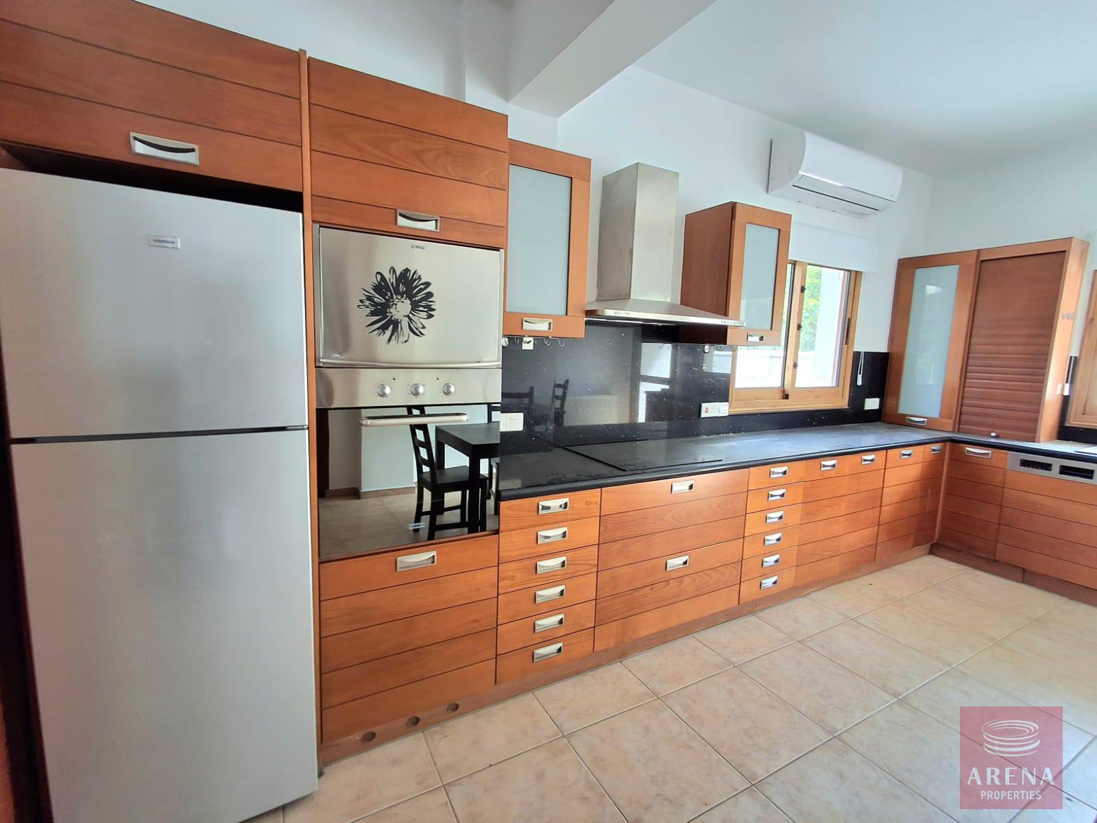 1-5-BED-VILLA-OROKLINI-9358-15