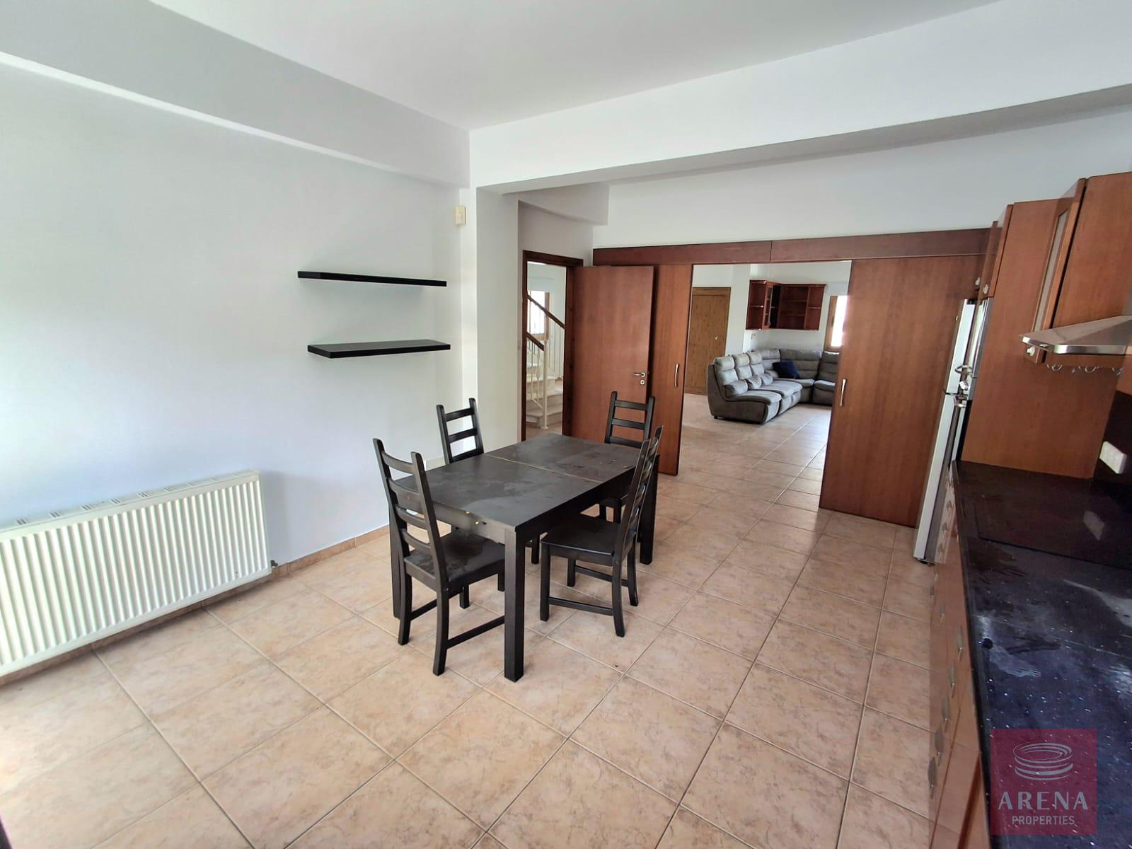 1-5-BED-VILLA-OROKLINI-9358-18