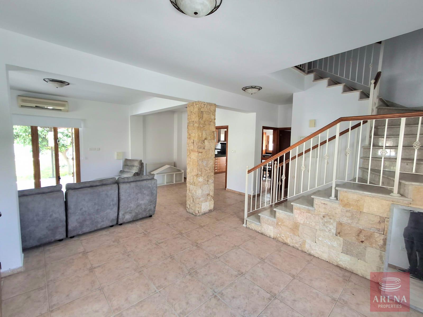 1-5-BED-VILLA-OROKLINI-9358-9