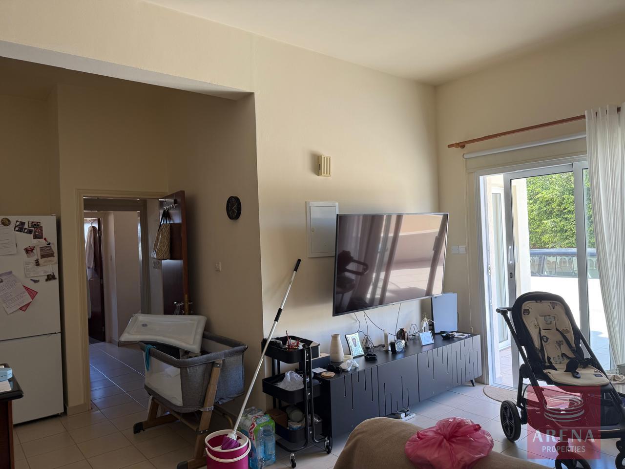 1-APT-DERYNIA-10056-1-3