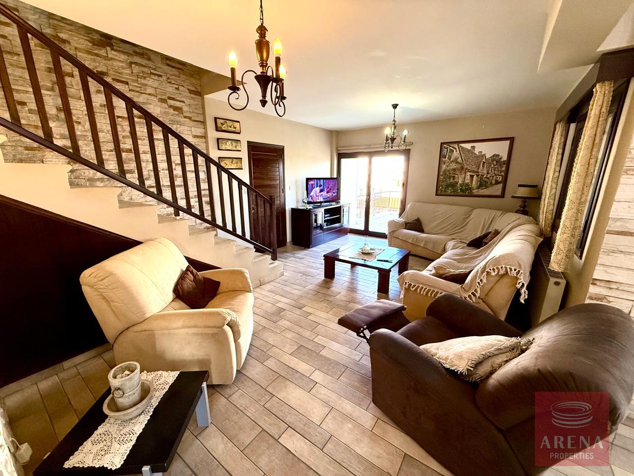 1-APT-DROSIA-10338-1-3