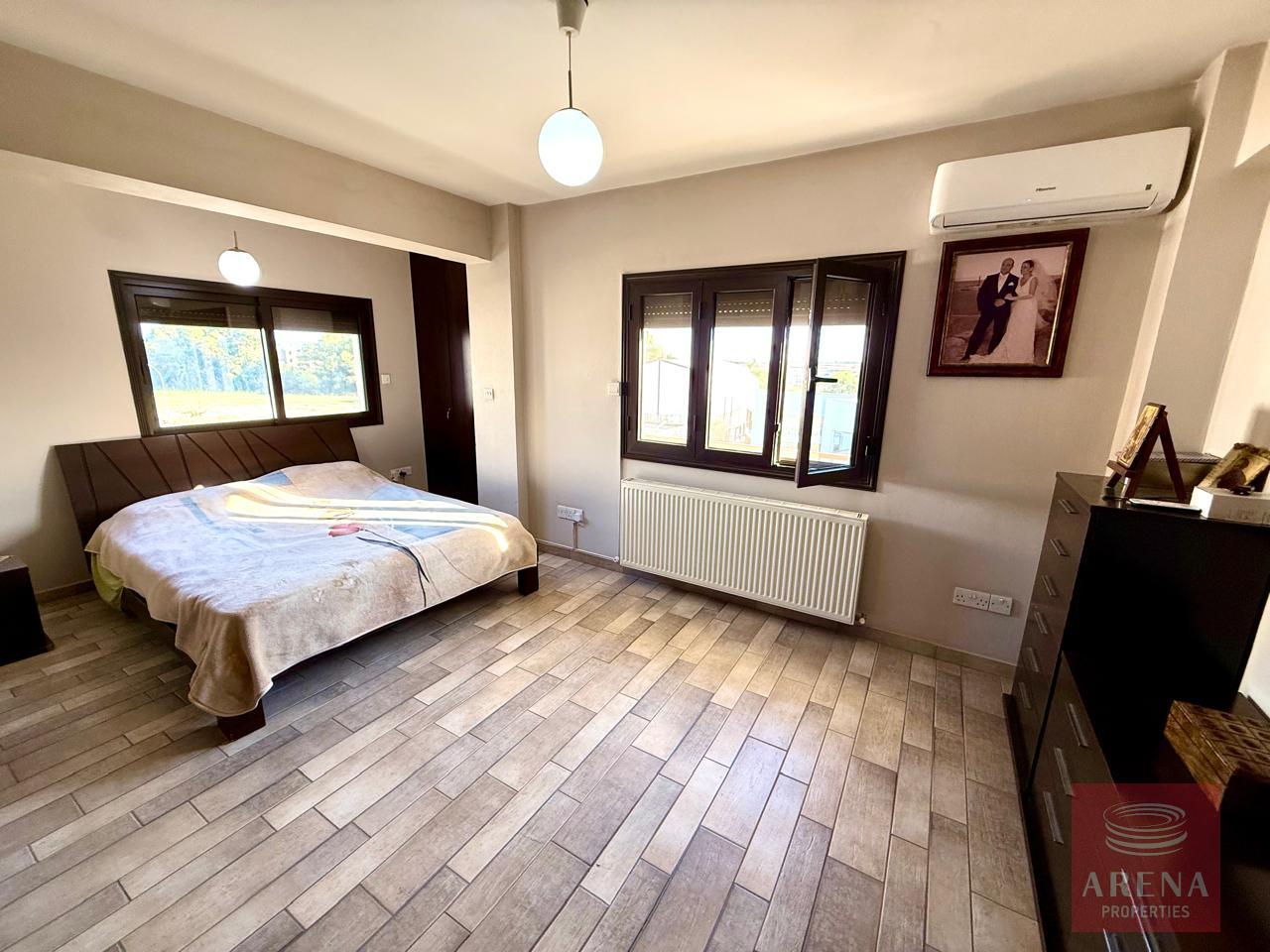 1-APT-DROSIA-10338-12-3