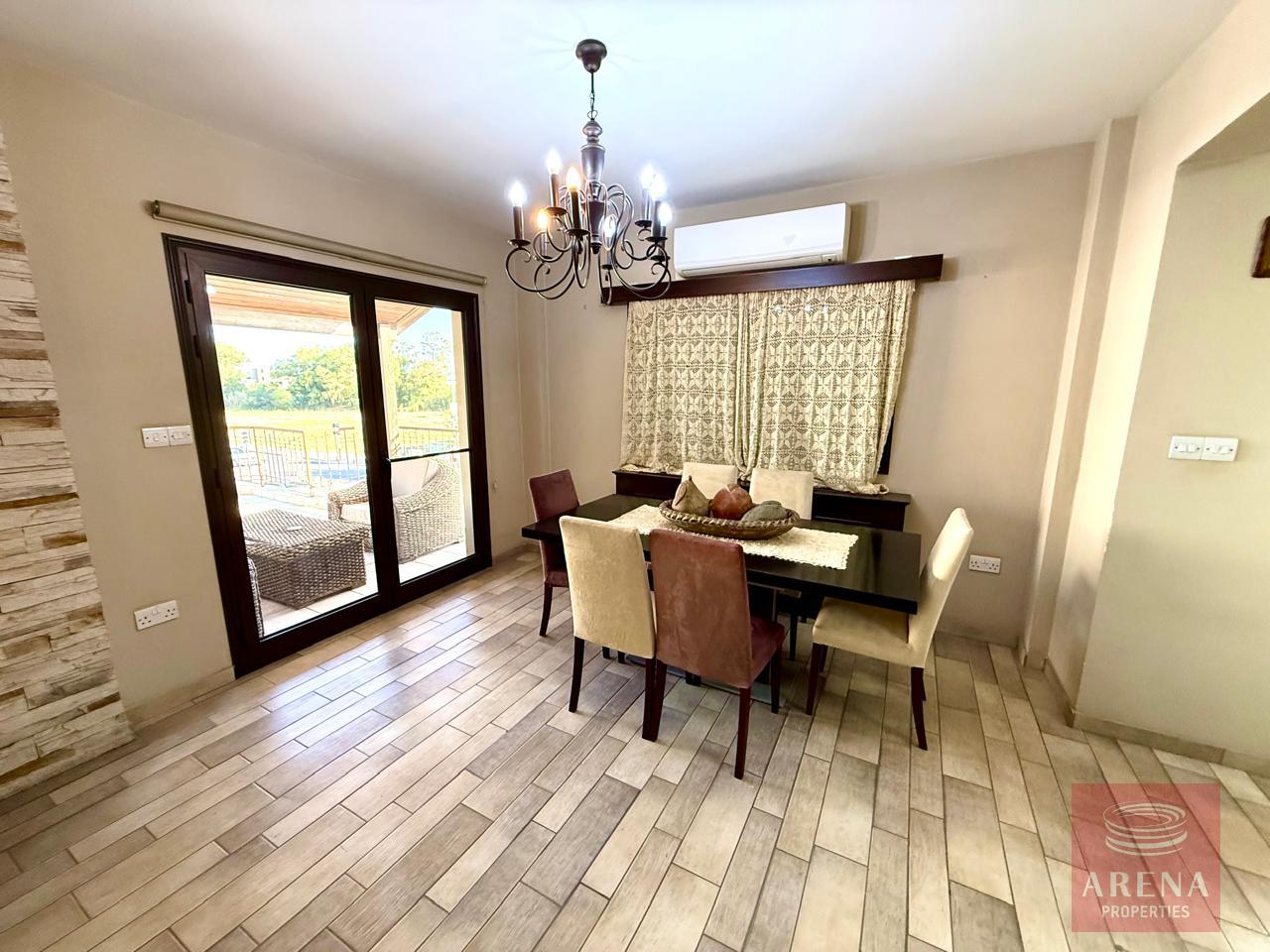 1-APT-DROSIA-10338-18-3