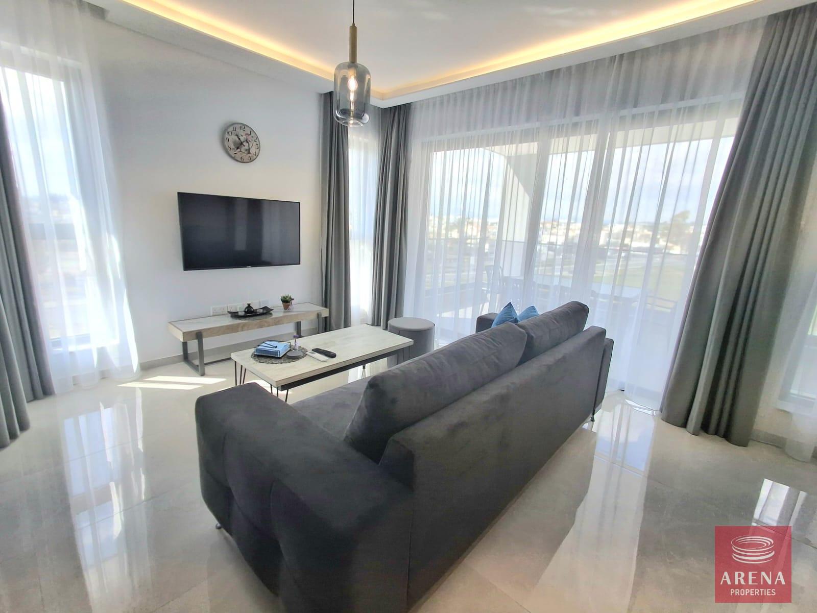 1-APT-FOR-RENT-9277-1