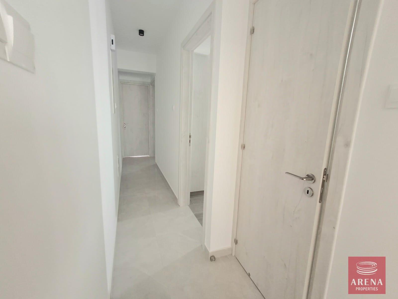 1-APT-FOR-RENT-9277-5