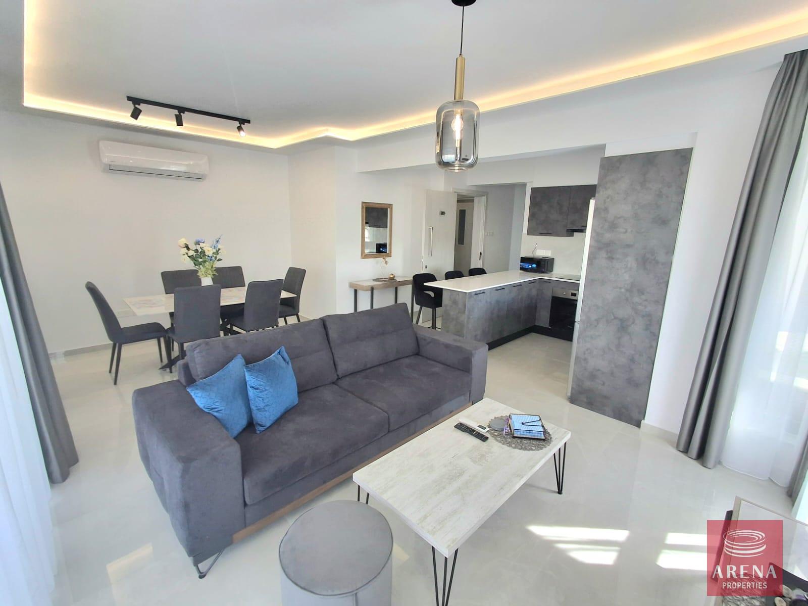 1-APT-FOR-RENT-9277-7