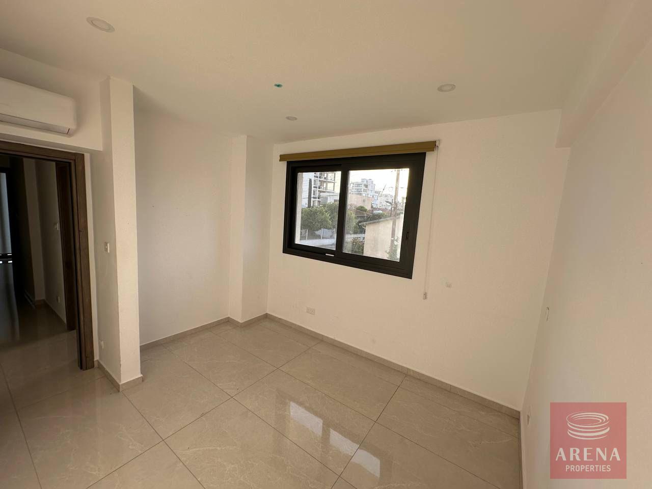 1-APT-FOR-RENT-DROSIA-10195-15-5