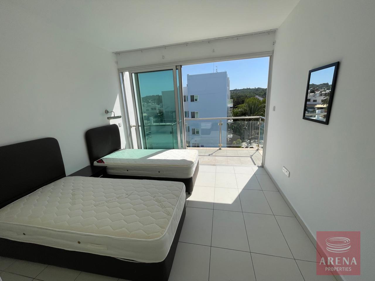 1-APT-FOR-RENT-PROTARAS-9787-24-1